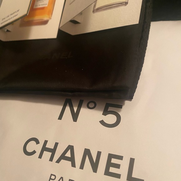 Chanel Factory 5 Bag and Book - Picture 2 of 6